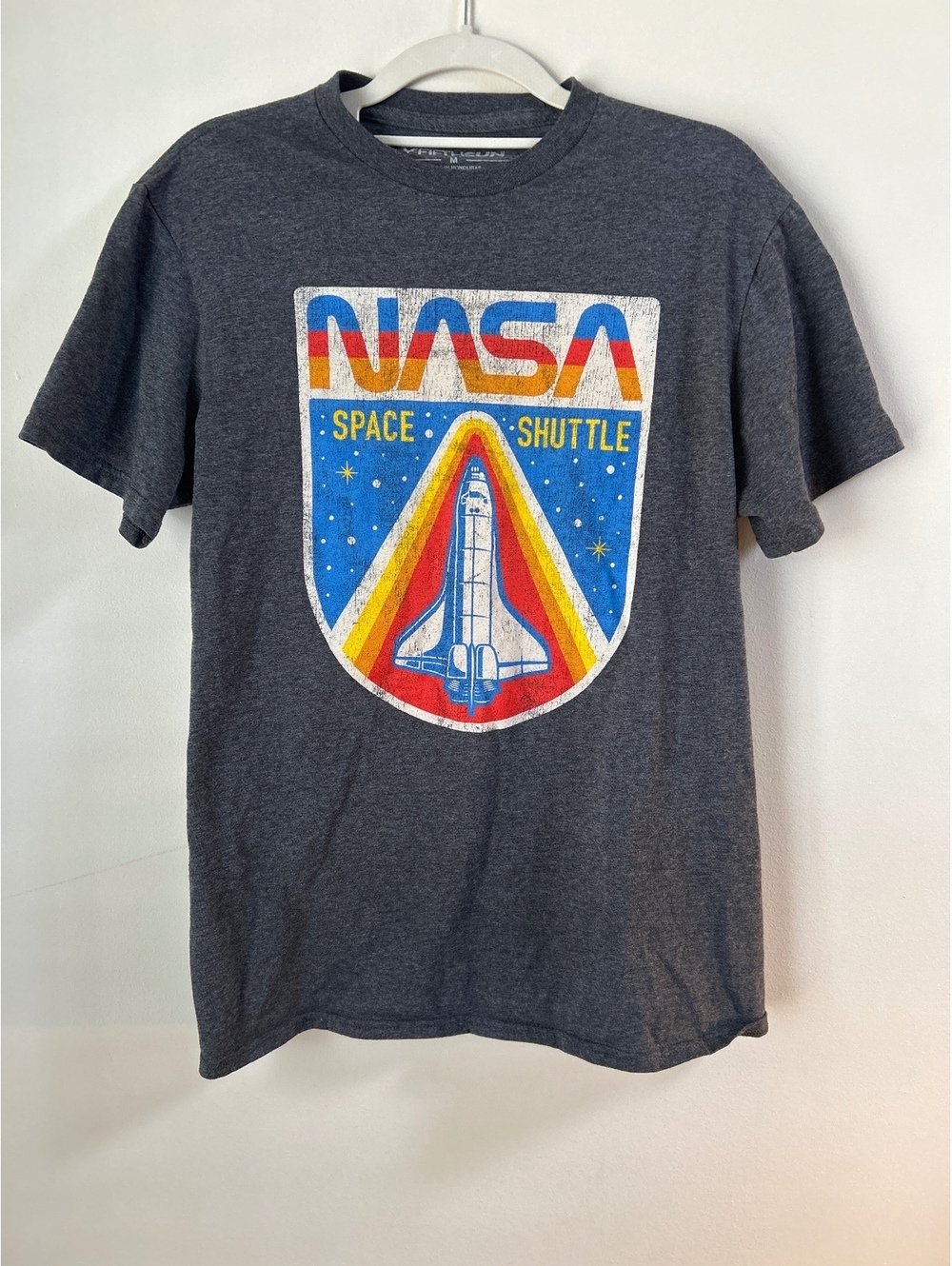 Fifth Sun NASA Space Shuttle Graphic T-Shirt Medium